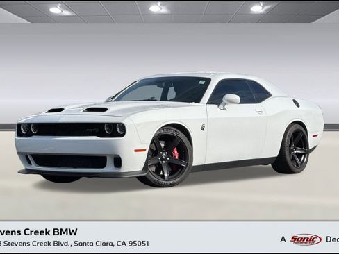 Used 2019 Dodge Challenger SRT Hellcat image 1