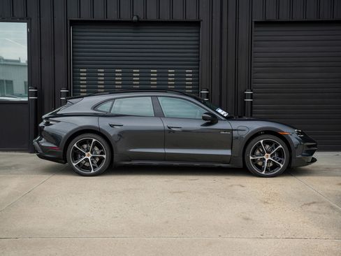 New 2025 Porsche Taycan 4 Cross Turismo image 13