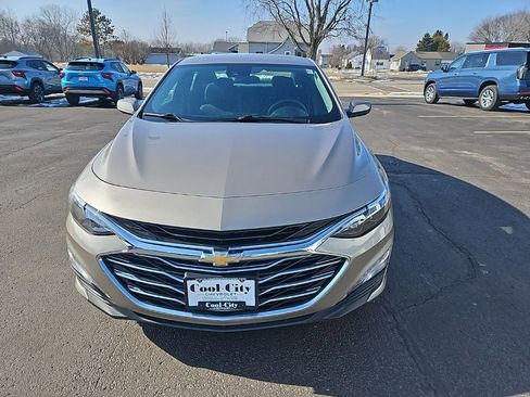 Certified 2025 Chevrolet Malibu LT image 8