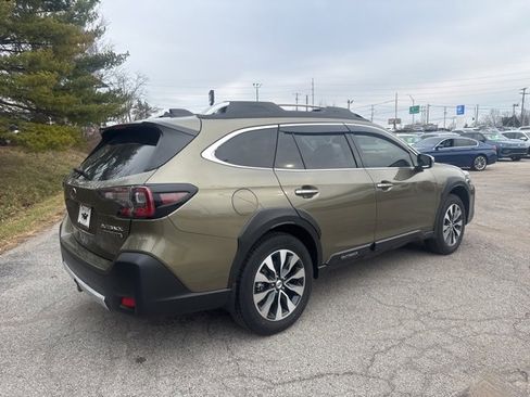 Used 2024 Subaru Outback Touring XT w/ Tech Package 2 image 3