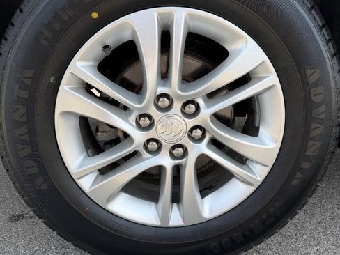 Used 2020 Buick Enclave Essence AWD/4WD image 9