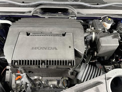 Certified 2025 Honda Pilot Touring image 33