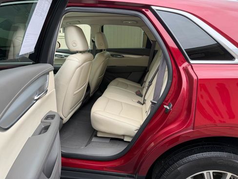 Used 2019 Cadillac XT5 Luxury AWD/4WD image 13