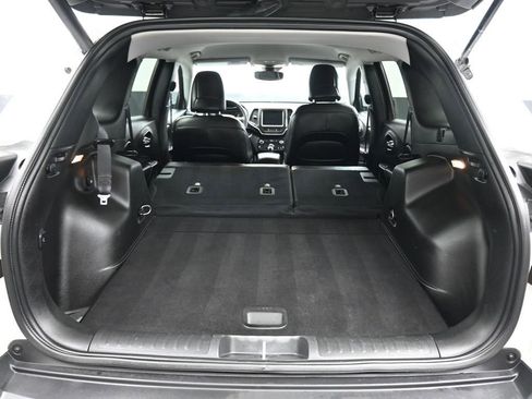 Used 2022 Jeep Cherokee Trailhawk w/ Premium Leather Package image 46