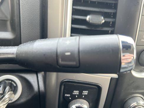 Used 2018 RAM 2500 SLT image 26