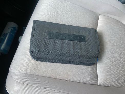 Used 2018 Honda Odyssey EX image 21