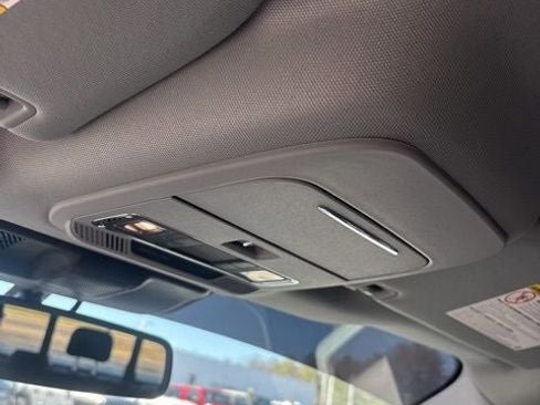 Used 2024 Ford F350 Lariat w/ FX4 Off-Road Package image 10