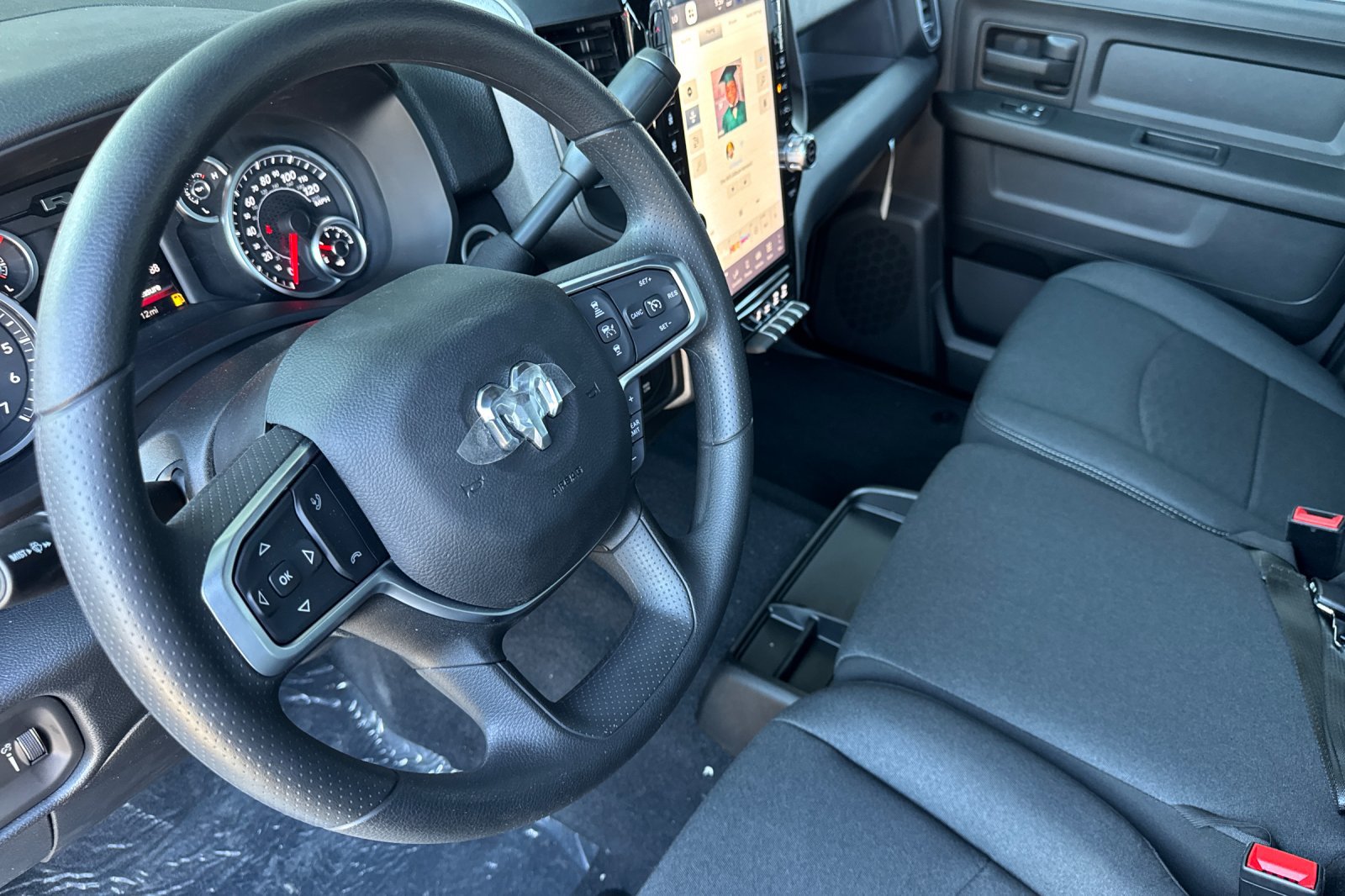 New 2026 RAM 2500 Tradesman AWD/4WD image 9