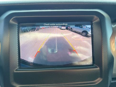 Certified 2018 Jeep Wrangler Unlimited Sport S AWD/4WD image 15