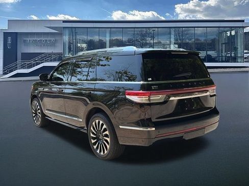Used 2022 Lincoln Navigator Black Label AWD/4WD image 6