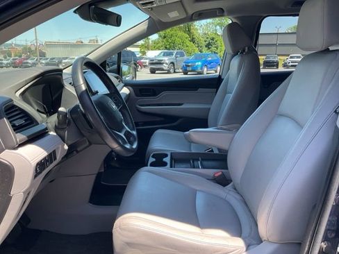 Used 2021 Honda Odyssey EX-L image 2