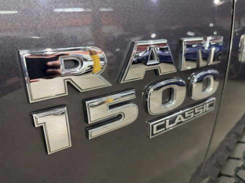 Used 2019 RAM 1500 Classic SLT image 22