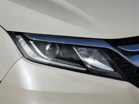 Used 2018 Honda Odyssey EX-L image 10