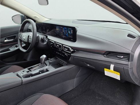 New 2026 Nissan Sentra SR w/ Floor Mat Package FWD image 12