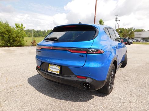 Used 2024 Dodge Hornet R/T w/ R/T Blacktop Package AWD/4WD image 6