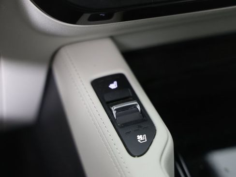 Used 2022 Kia Telluride EX w/ Towing Package image 9