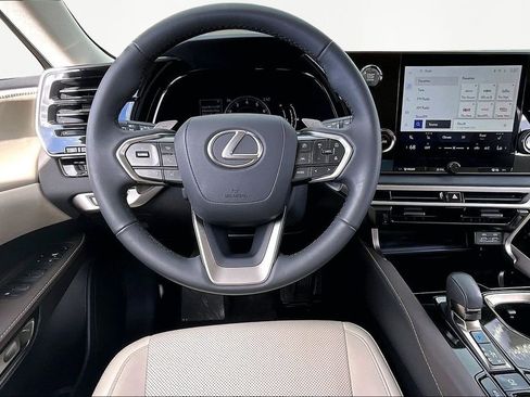 Used 2023 Lexus RX 350 FWD image 9