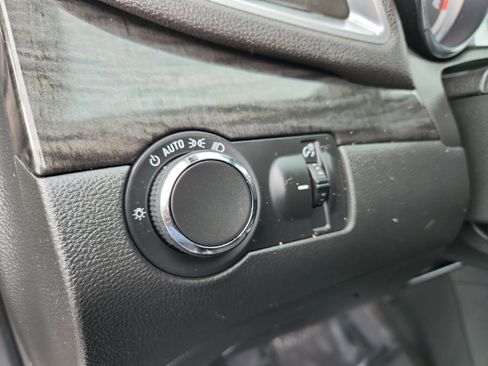 Used 2015 Buick Encore FWD image 31