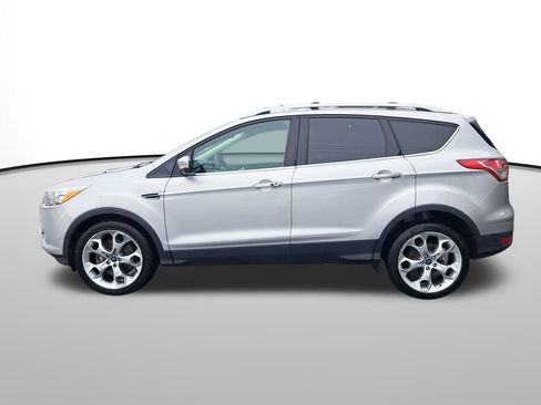 Used 2013 Ford Escape Titanium image 2