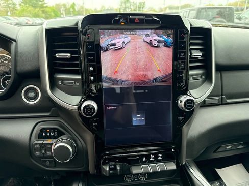 New 2026 RAM 1500 4x4 Crew Cab image 14