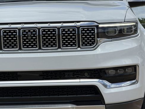 Used 2022 Jeep Grand Wagoneer Series II w/ Convenience Group III AWD/4WD image 8