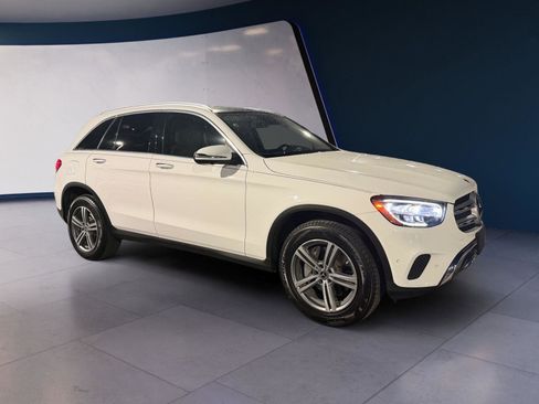 Used 2022 Mercedes-Benz GLC 300 image 7