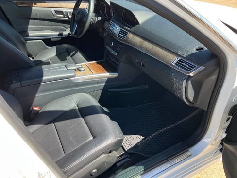 Used 2016 Mercedes-Benz E 350 4MATIC Sedan image 11