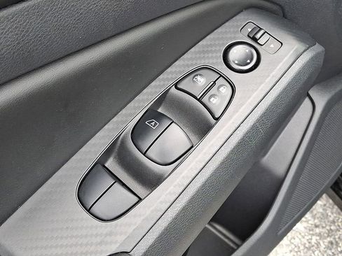 Used 2022 Nissan Altima 2.5 SV image 14