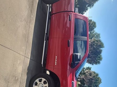 Used 2026 RAM 2500 Big Horn AWD/4WD image 2