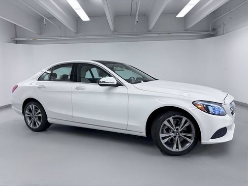 Used 2018 Mercedes-Benz C 300 4MATIC Sedan image 8