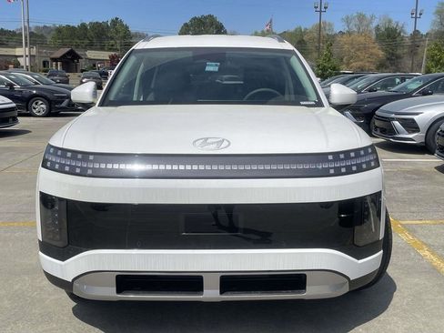 New 2026 Hyundai Ioniq 9 S image 7