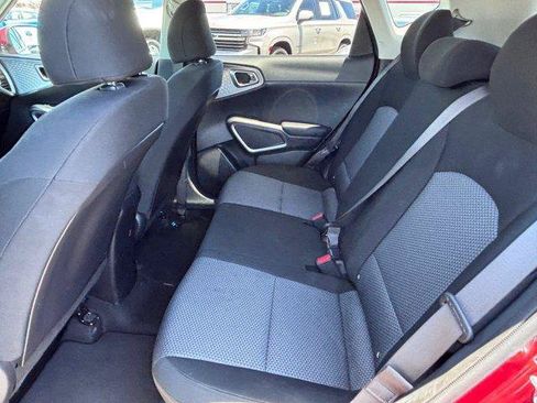 Used 2023 Kia Soul LX w/ Option Group 015 FWD image 14