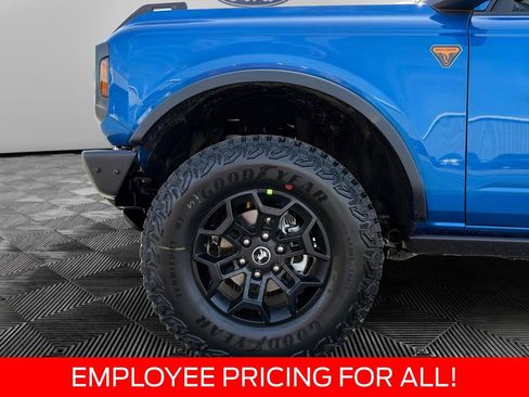 New 2026 Ford Bronco Badlands AWD/4WD image 9