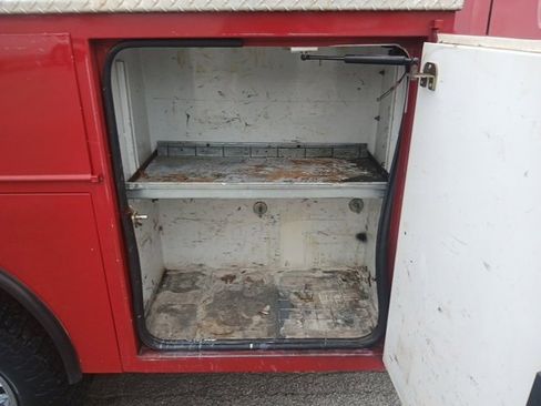 Used 2019 RAM 3500 Tradesman w/ Chrome Appearance Group image 22