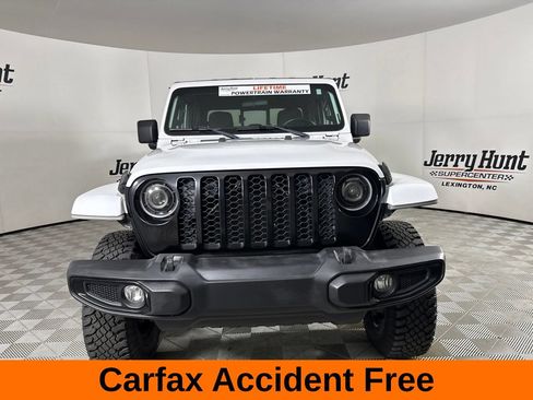 Used 2022 Jeep Gladiator Sport AWD/4WD image 3