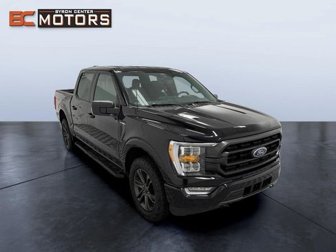 Used 2021 Ford F150 XLT w/ Equipment Group 302A High image 7
