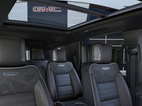New 2026 GMC Yukon Denali Ultimate AWD/4WD image 24