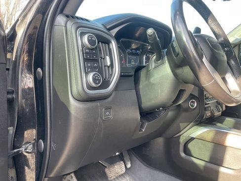 Used 2021 GMC Sierra 3500 Denali w/ Denali Black Diamond Edition image 25