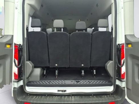Used 2024 Ford Transit 350 XLT RWD image 8