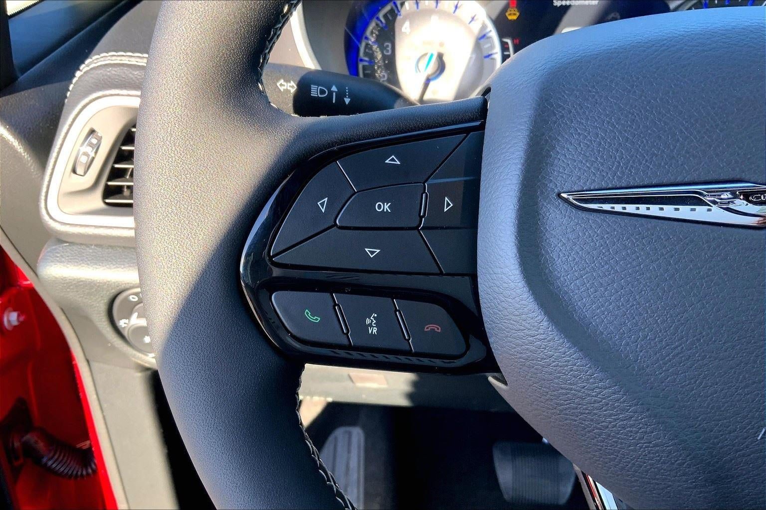 New 2026 Chrysler Pacifica Select w/ S Appearance Package FWD image 15