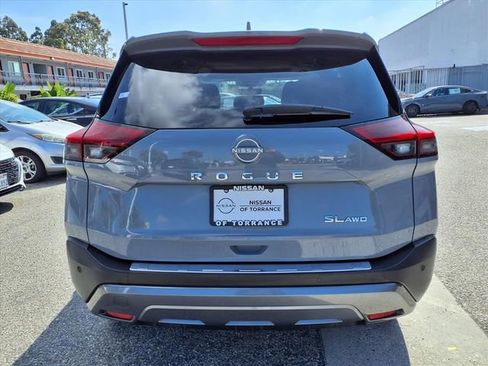 Certified 2023 Nissan Rogue SL w/ SL Premium Package AWD/4WD image 20