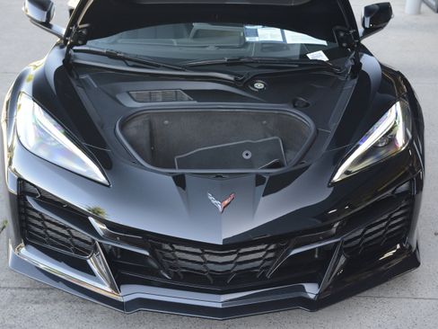 Used 2026 Chevrolet Corvette Z06 RWD image 30