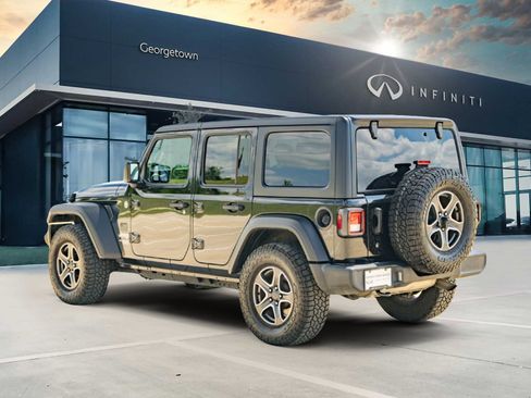 Used 2020 Jeep Wrangler Unlimited Sport S AWD/4WD image 5