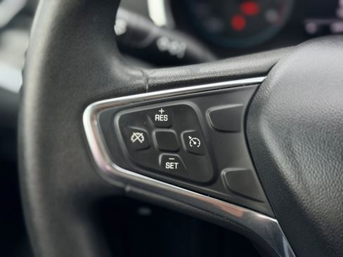 Used 2018 Chevrolet Malibu LT image 14