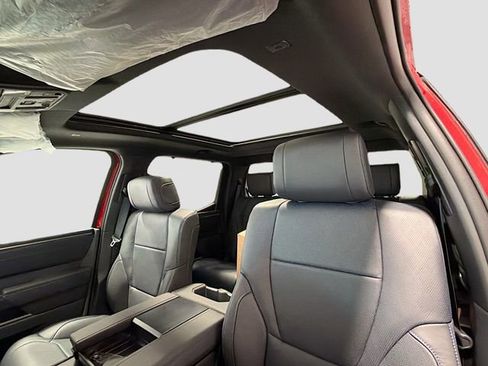 New 2026 Toyota Tundra Platinum AWD/4WD image 18