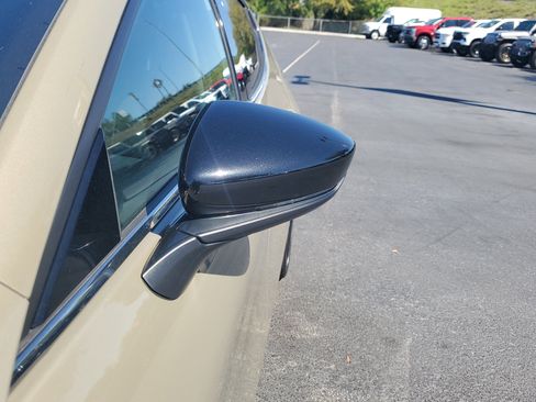 Used 2024 MAZDA MAZDA3 s image 4