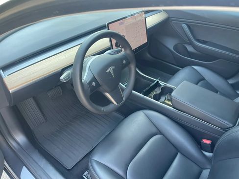 Used 2018 Tesla Model 3 Long Range AWD/4WD image 11