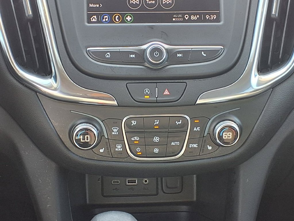 Used 2024 Chevrolet Equinox LT FWD image 15