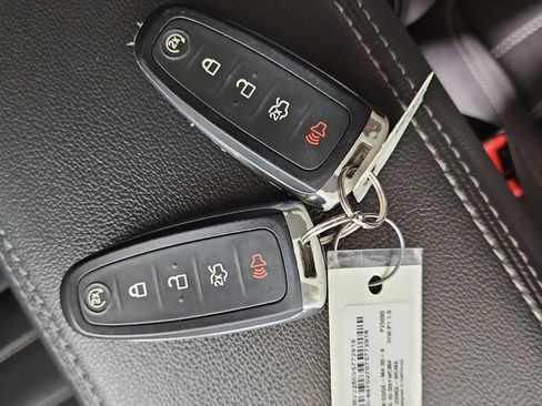 Used 2017 Ford Escape Titanium w/ Equipment Group 301A image 30