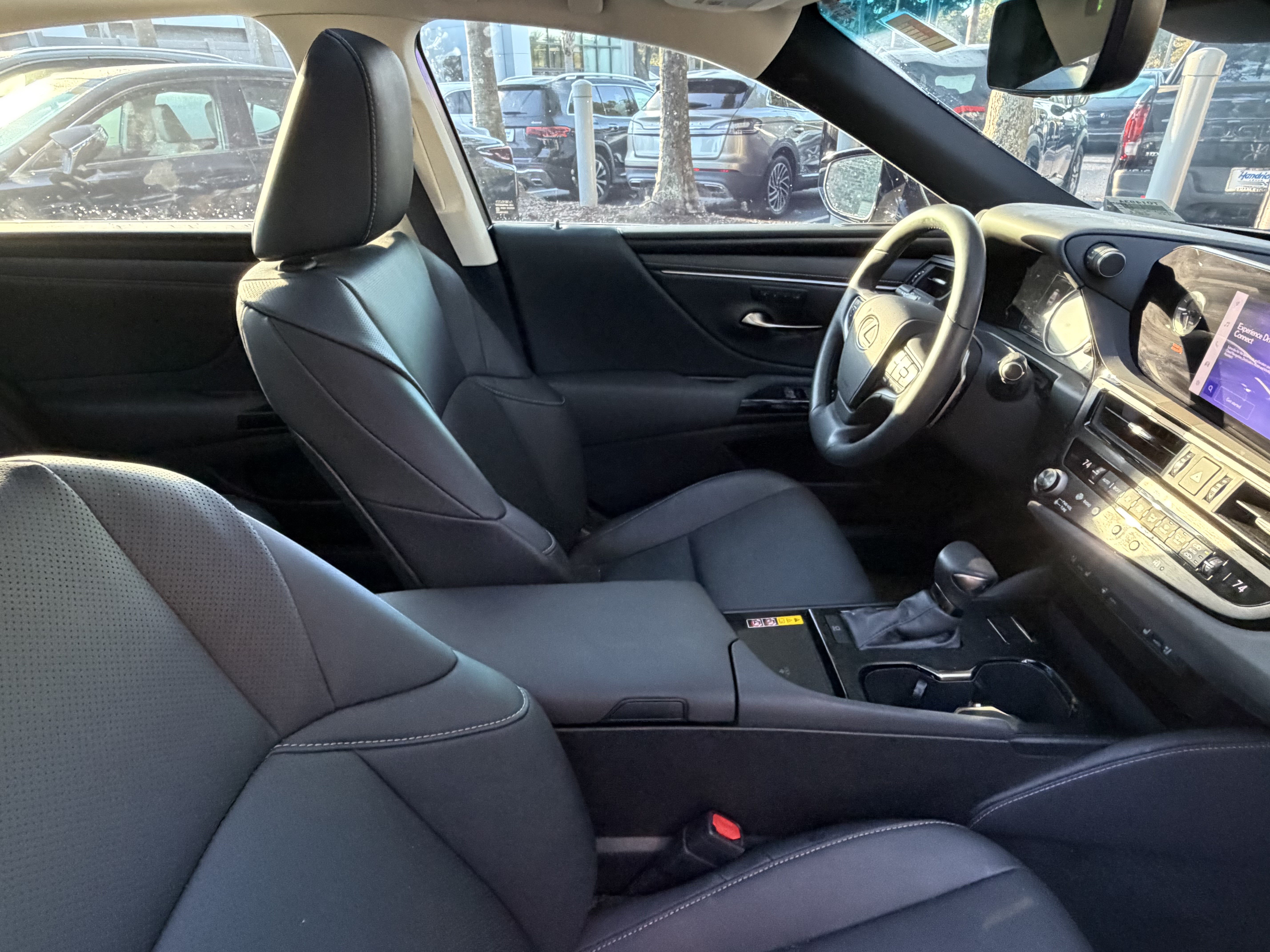 Certified 2025 Lexus ES 350 w/ Premium Package FWD image 43